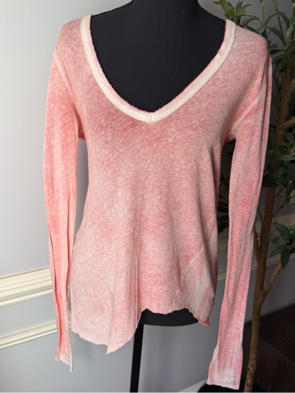 We The Free Pink V Neck Long Sleeve Top Raw Hem XS